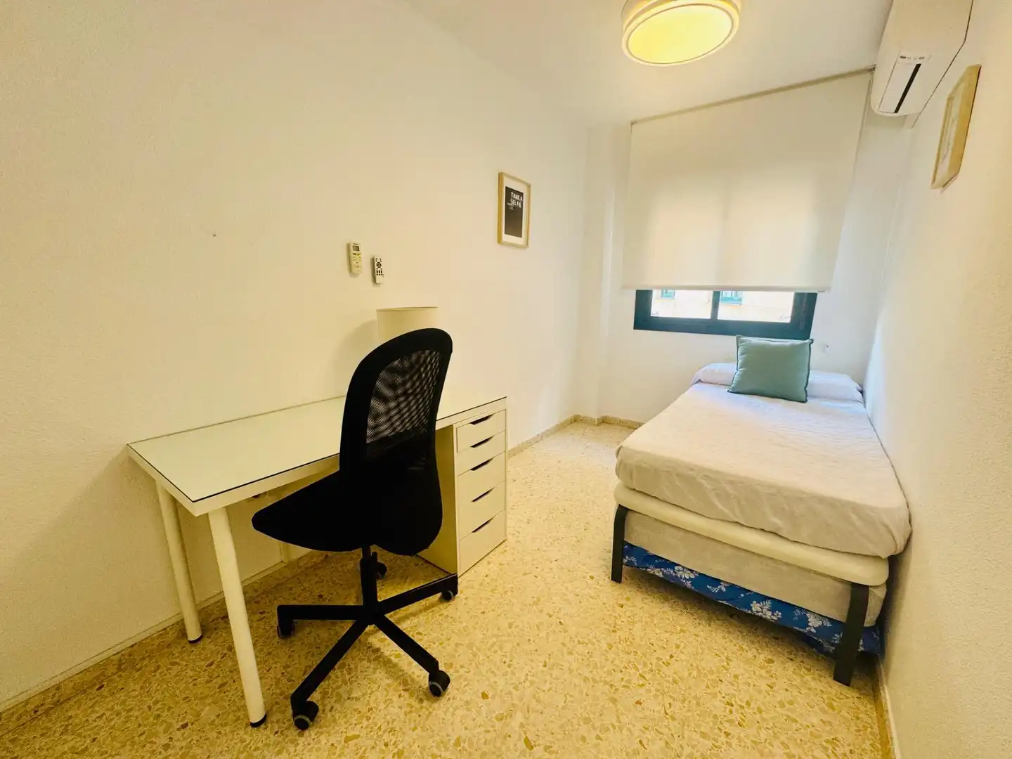 Schlafzimmer von Wohnung zur Miete in Málaga mit Klimaanlage und Möbliert