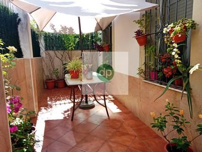 Jardín de Casa o chalet en venta en Badajoz Capital con Aire acondicionado, Calefacción y Terraza