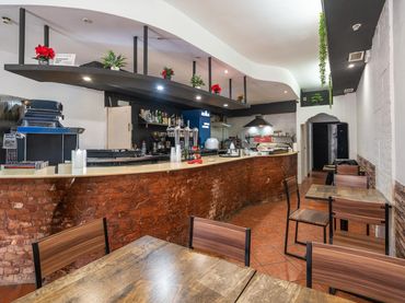 Local comercial en alquiler en Plaza Xúquer