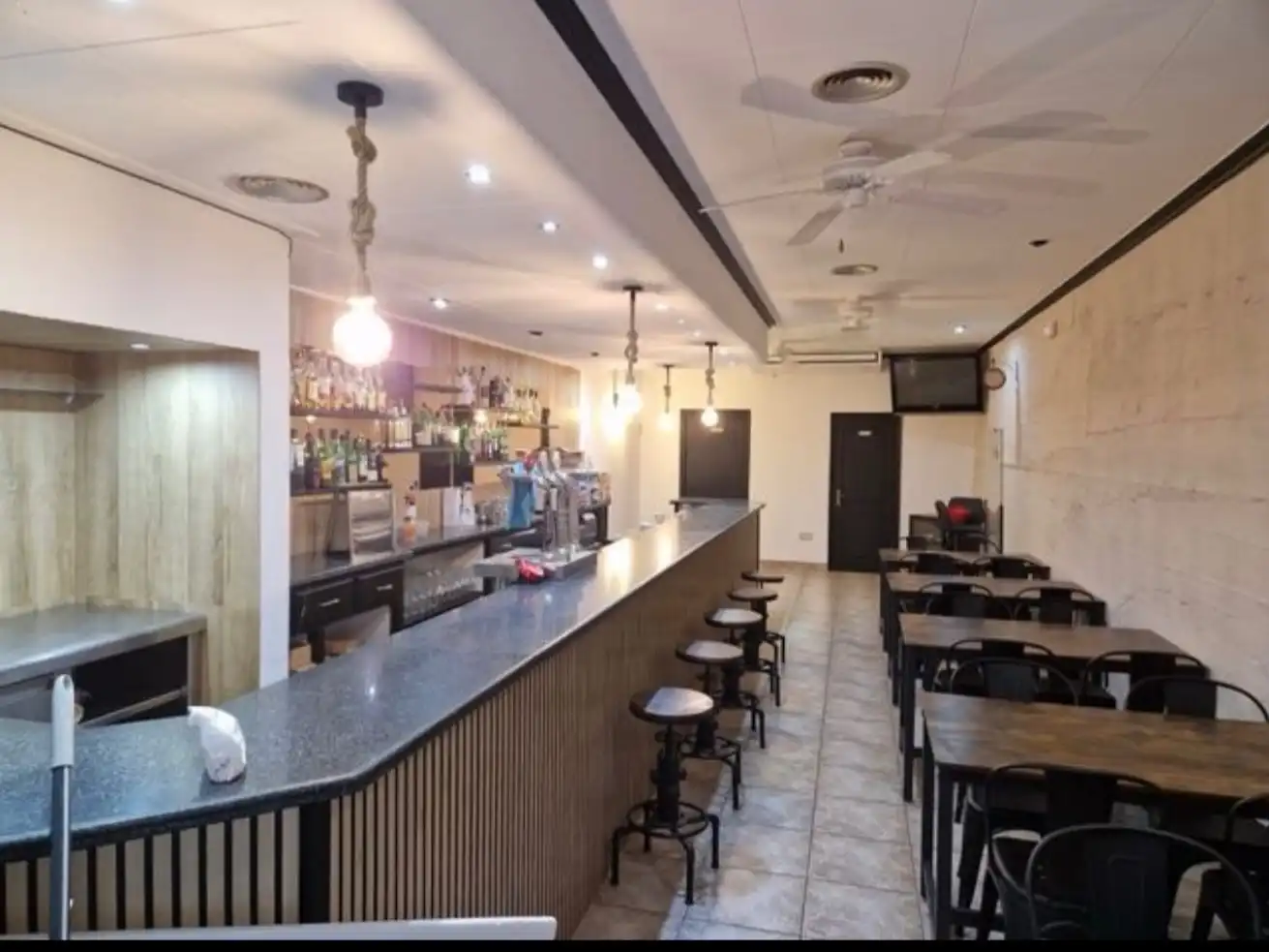 Locale commerciale in cessione a Santa Anna 76, imagen 2