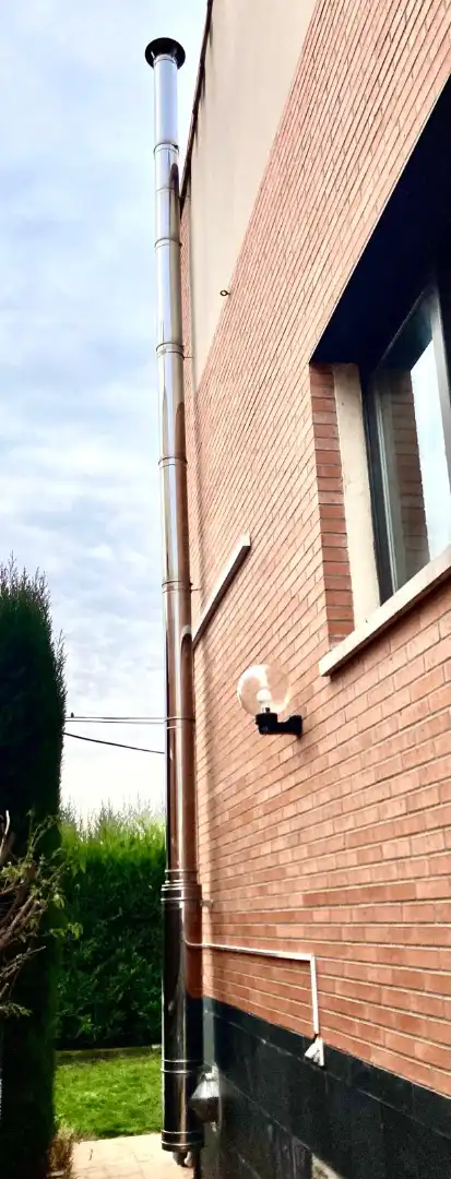 Vista exterior de Casa adosada en venta en Valladolid con Aire acondicionado, Calefacción y Jardín privado