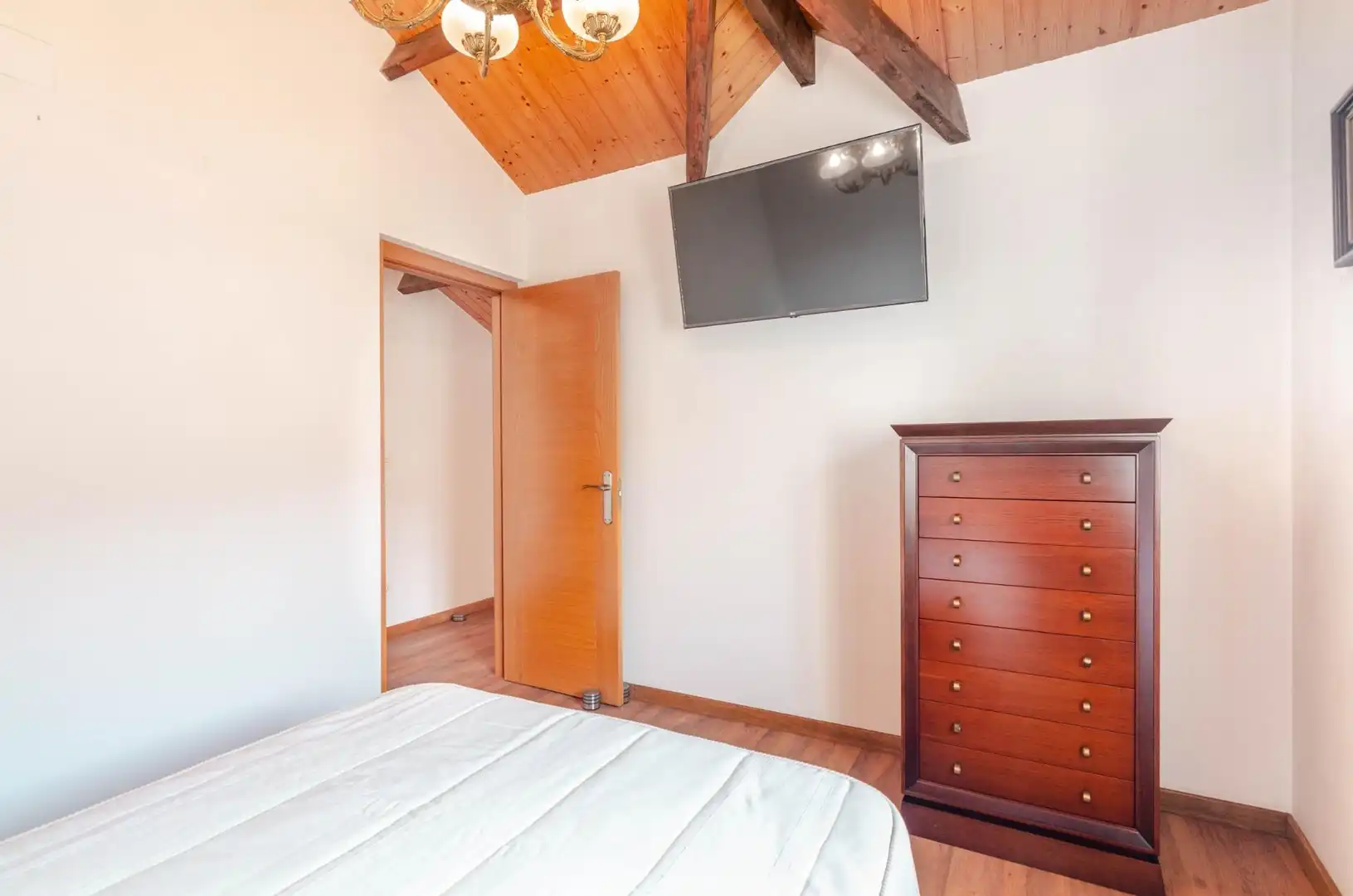 Habitación de Casa o chalet en venta en Avilés