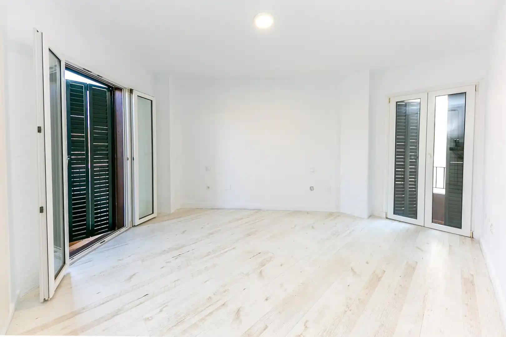 Piso en venta en Benalmádena con Terraza, Trastero y Balcón