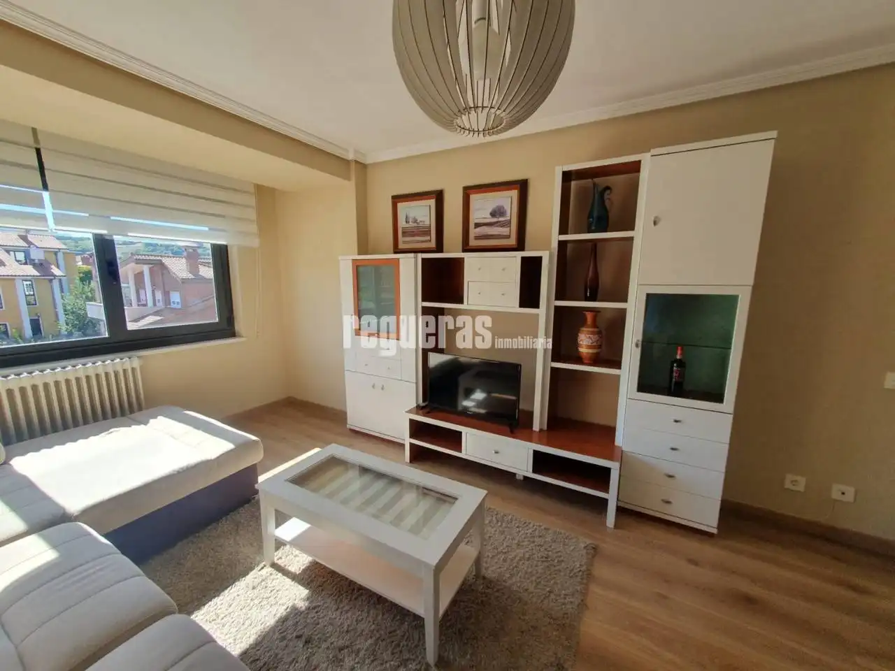 Habitación de Piso de alquiler en Castrillón con Calefacción, Terraza y Amueblado