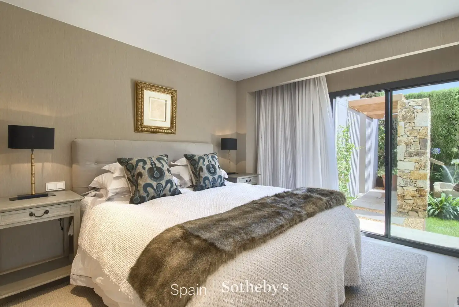 Habitación de Apartamento en venta en Begur con Aire acondicionado, Calefacción y Jardín privado