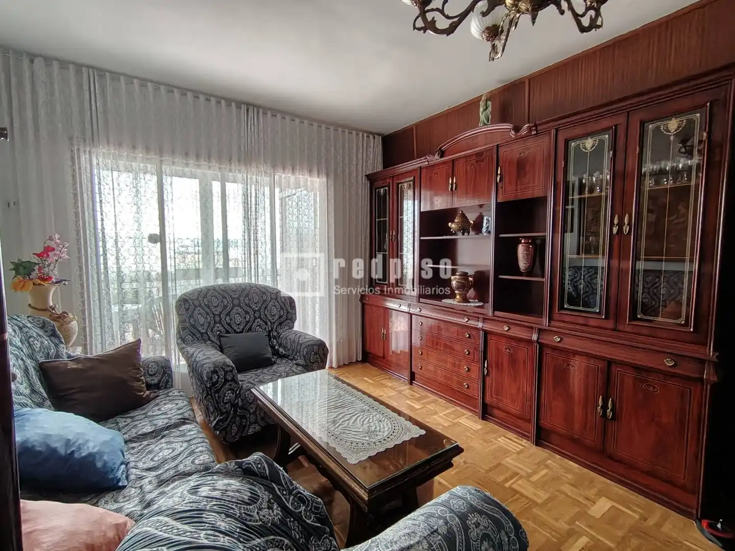 Sala d'estar de Pis en venda en Alcalá de Henares amb Calefacció, Parquet i Terrassa