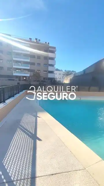 Schwimmbecken von Wohnung zur Miete in Valdemoro mit Heizung, Terrasse und Abstellraum