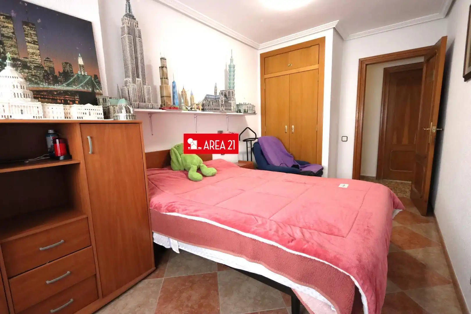 Habitación de Piso en venta en Valencia con Aire acondicionado y Balcón