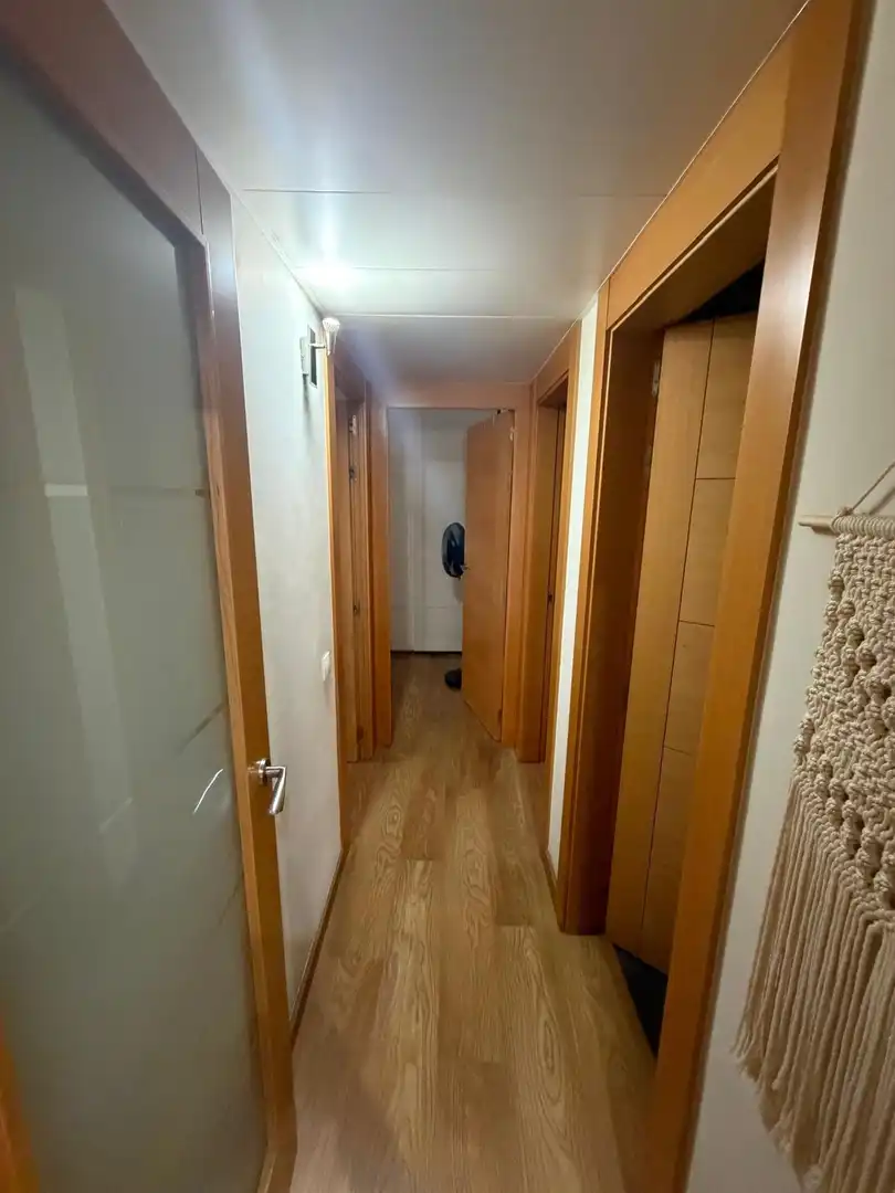 Piso en venta en Cornellà de Llobregat con Aire acondicionado, Calefacción y Terraza