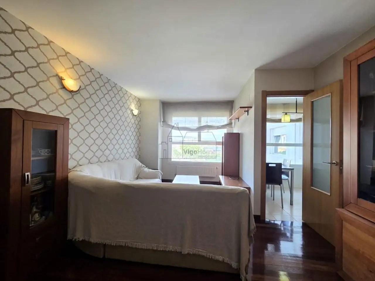 Living room of Flat for sale in Vigo   with Heating, Parquet flooring and Storage room