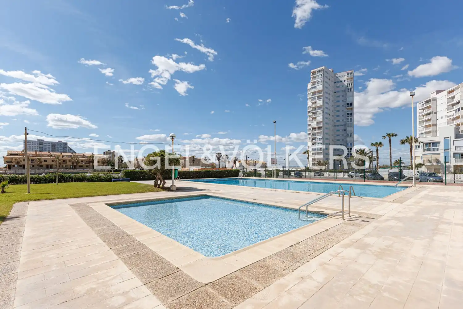 Piscina de Pis de lloguer en Valencia amb Calefacció, Terrassa i Piscina