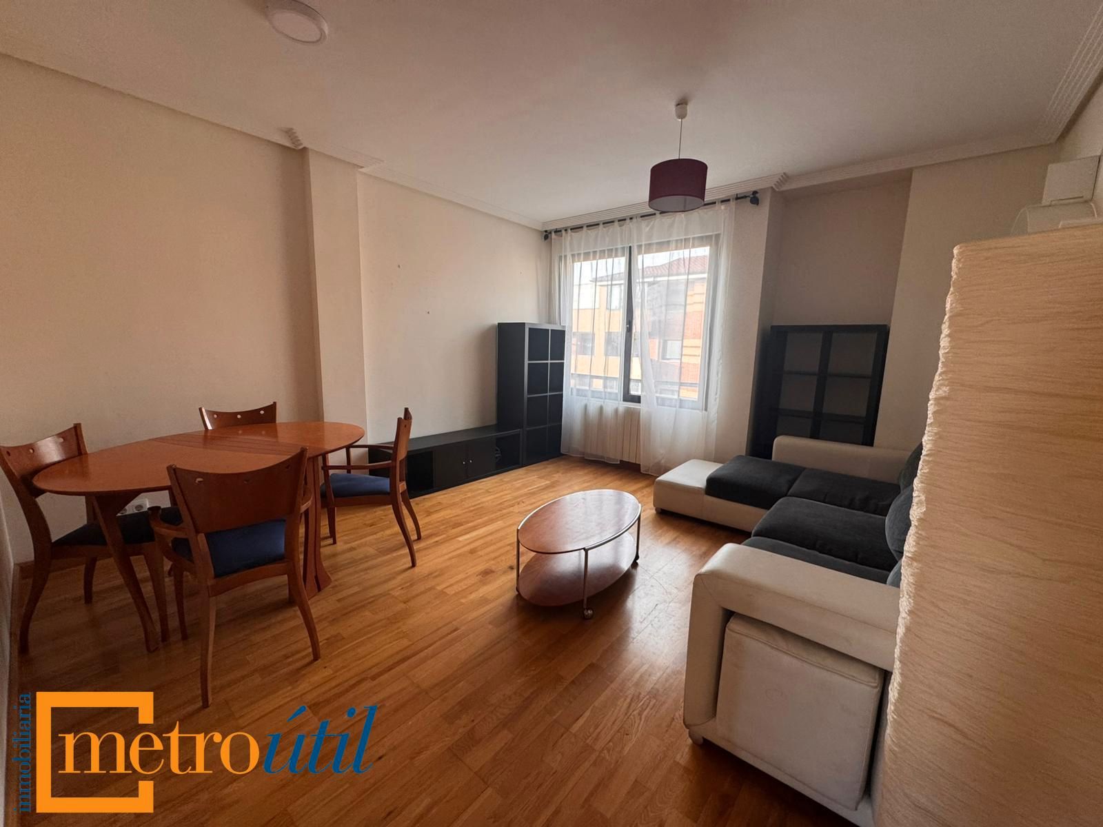 Flat to rent in Calle Gil de Hontañón
