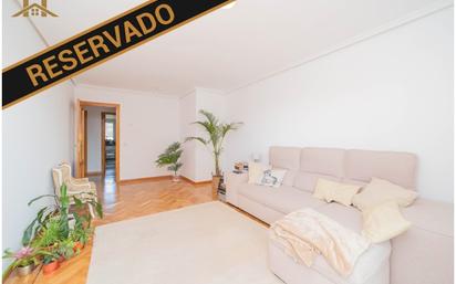 Living room of Flat for sale in Majadahonda  with Heating, Storage room and Oven