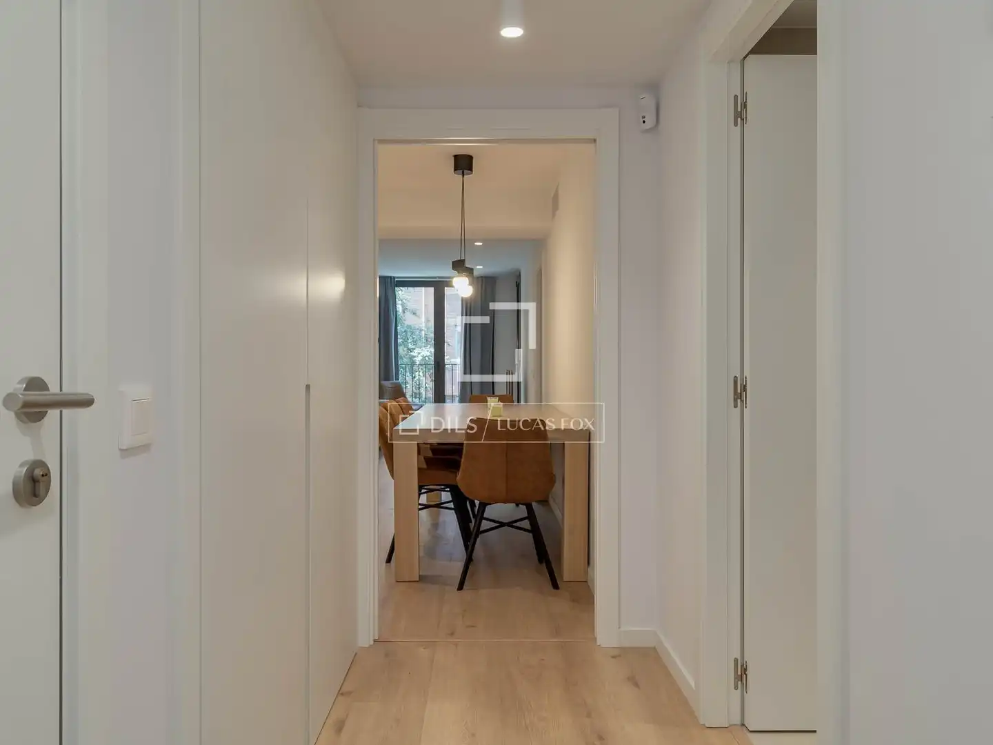 Flat for rent in Barcelona  with Air Conditioner, Parquet flooring and Furnished