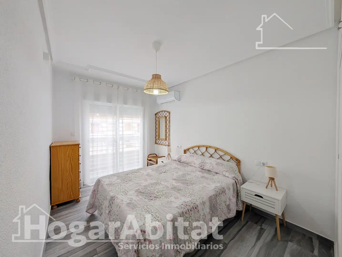 Dormitori de Casa o xalet en venda en Santa Pola amb Aire condicionat, Terrassa i Moblat
