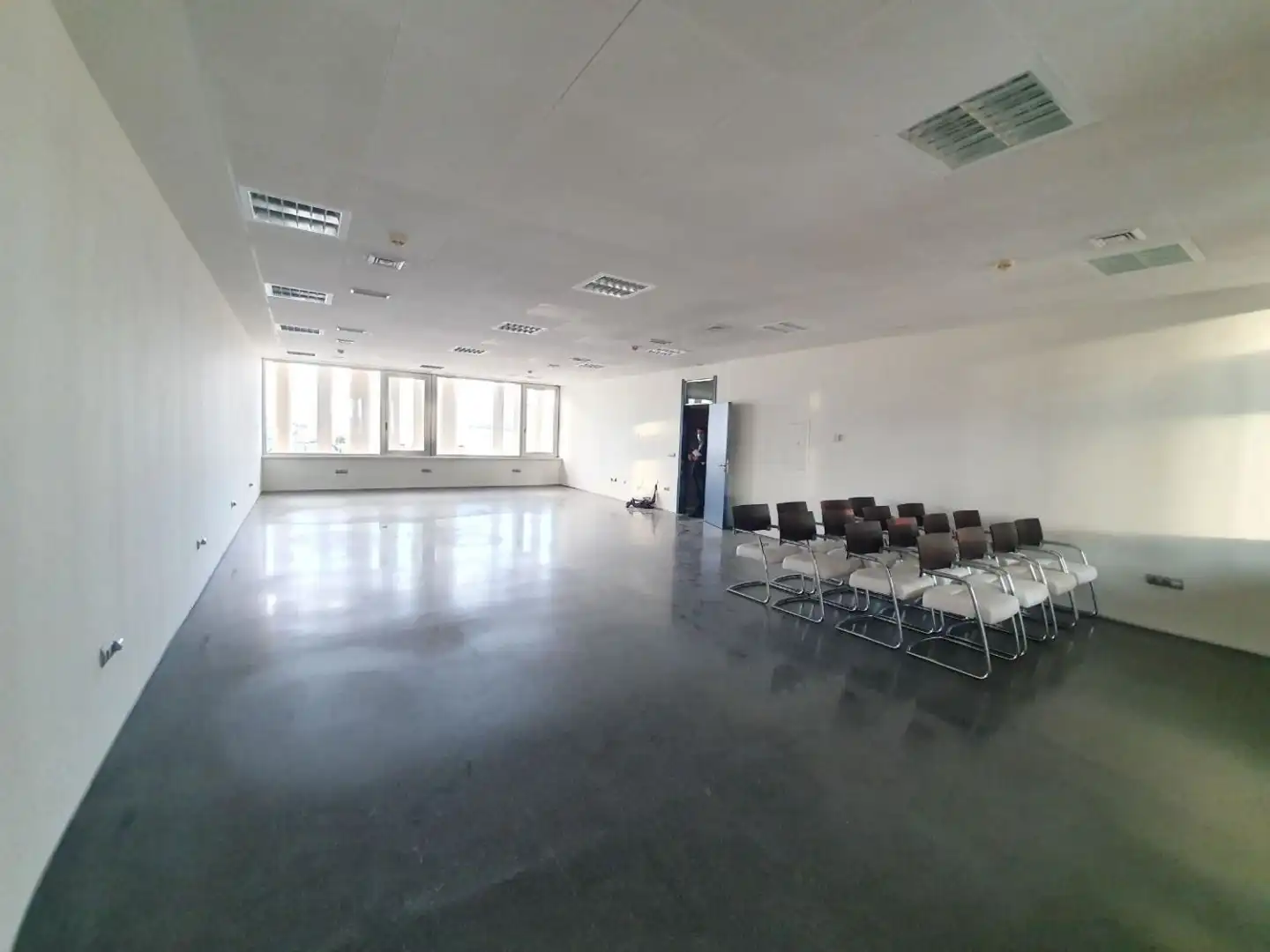 Oficina de lloguer a Calle Hispano Aviación, imagen 9