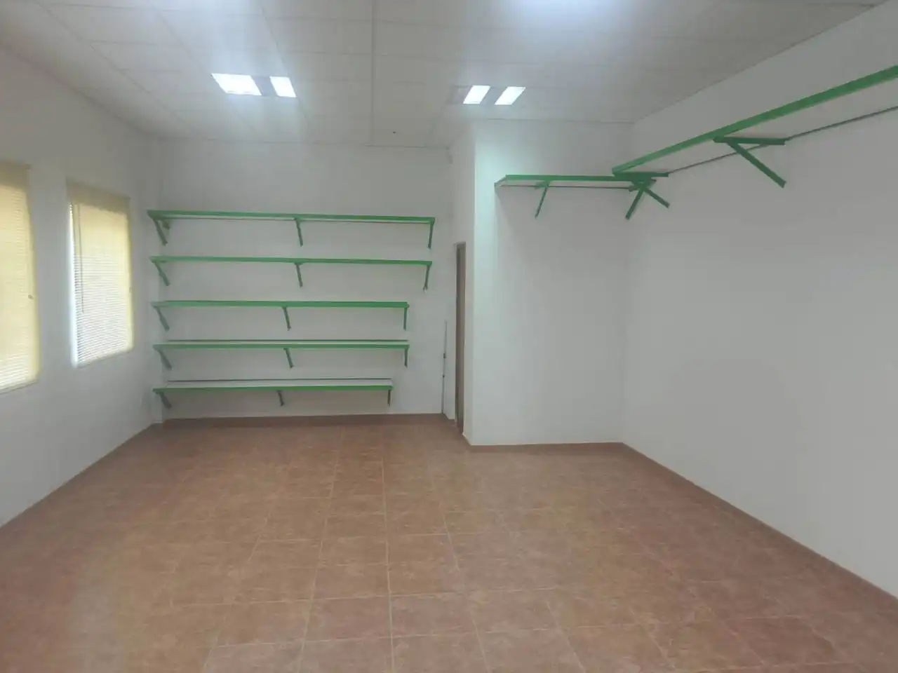 Geschaftsraum zur Miete in Calle Jaume I, Vilallonga / Villalonga