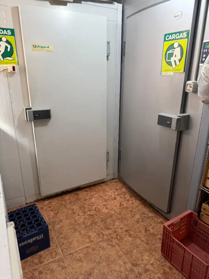 Edificio en venta en Malpica de Tajo con Alarma