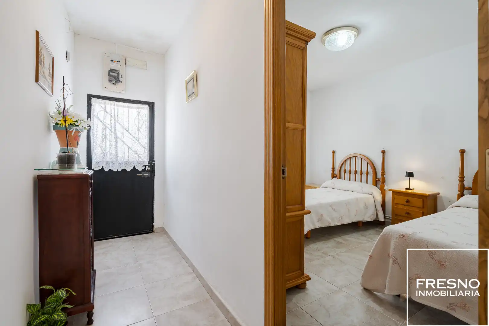 Dormitori de Casa adosada en venda en Cobeña amb Calefacció, Jardí privat i Terrassa