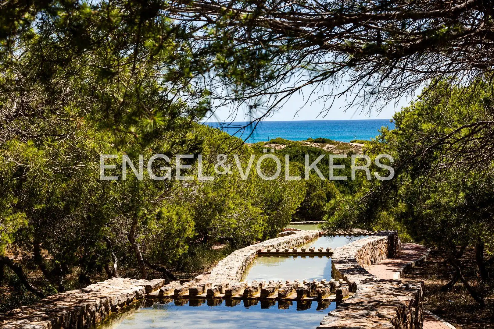 Finca rústica en venta en Torrevieja con Aire acondicionado, Calefacción y Jardín privado