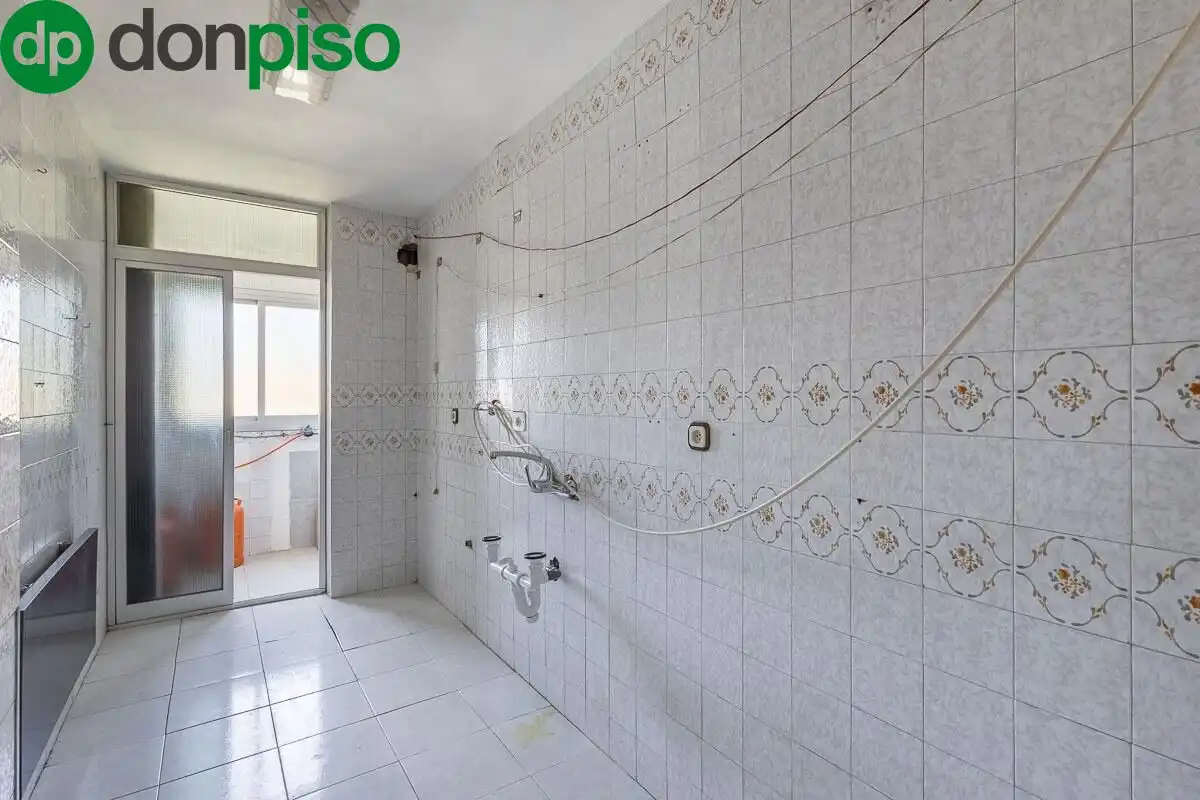 Piso con terraza en venta en Calle Calle de Matilde de Torre, imagen 7