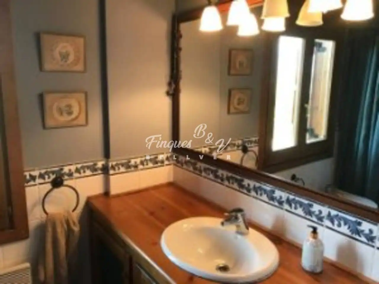 Baño de Casa o chalet de alquiler en Isòvol con Calefacción, Jardín privado y Parquet