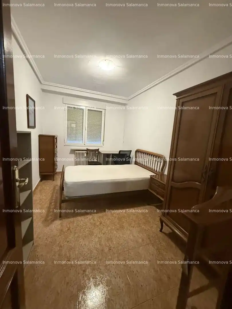 Dormitori de Pis en venda en Cabrerizos amb Calefacció, Terrassa i Moblat
