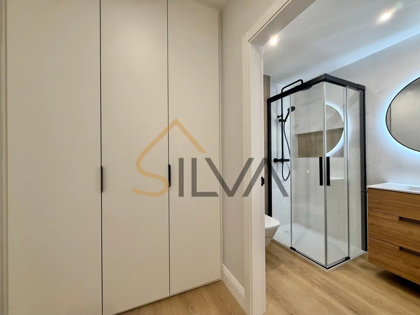 Habitación de Piso en venta en Lugo con Calefacción, Horno y Microondas