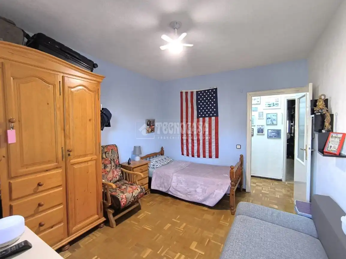 Habitación de Piso en venta en Alcalá de Henares con Aire acondicionado, Calefacción y Parquet