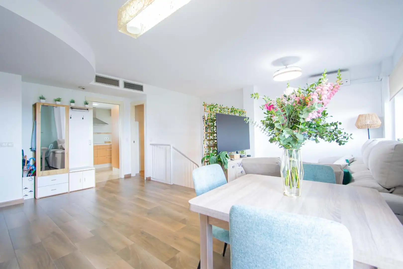 Comedor de Dúplex en venta en Sevilla con Aire acondicionado, Calefacción y Terraza