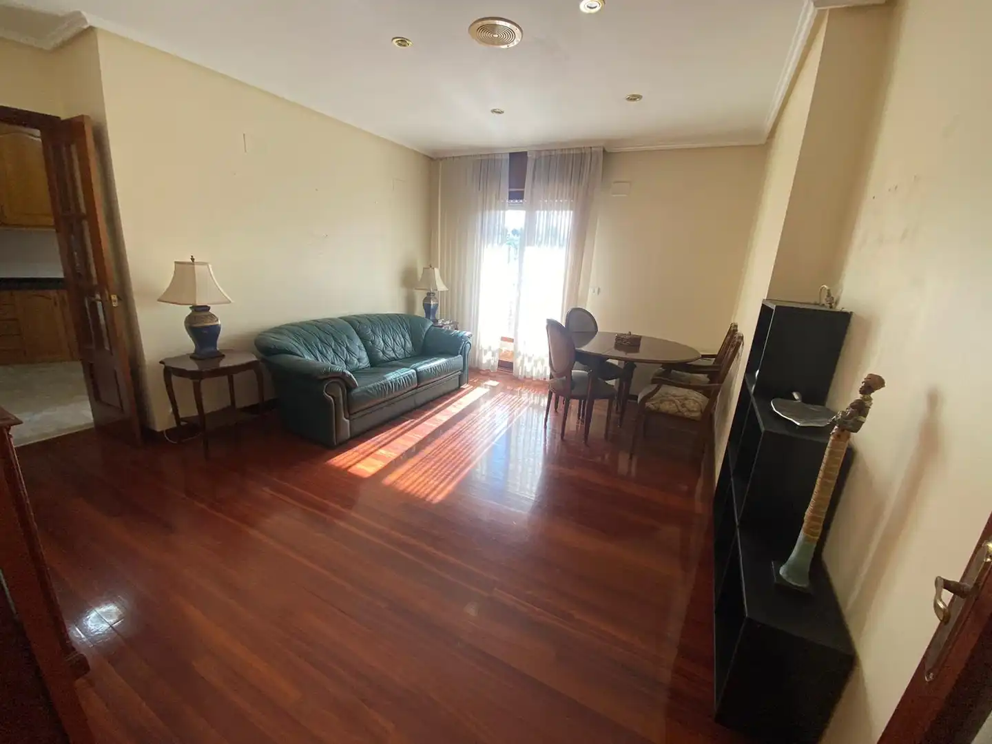 Sala de estar de Piso en venta en Castro-Urdiales