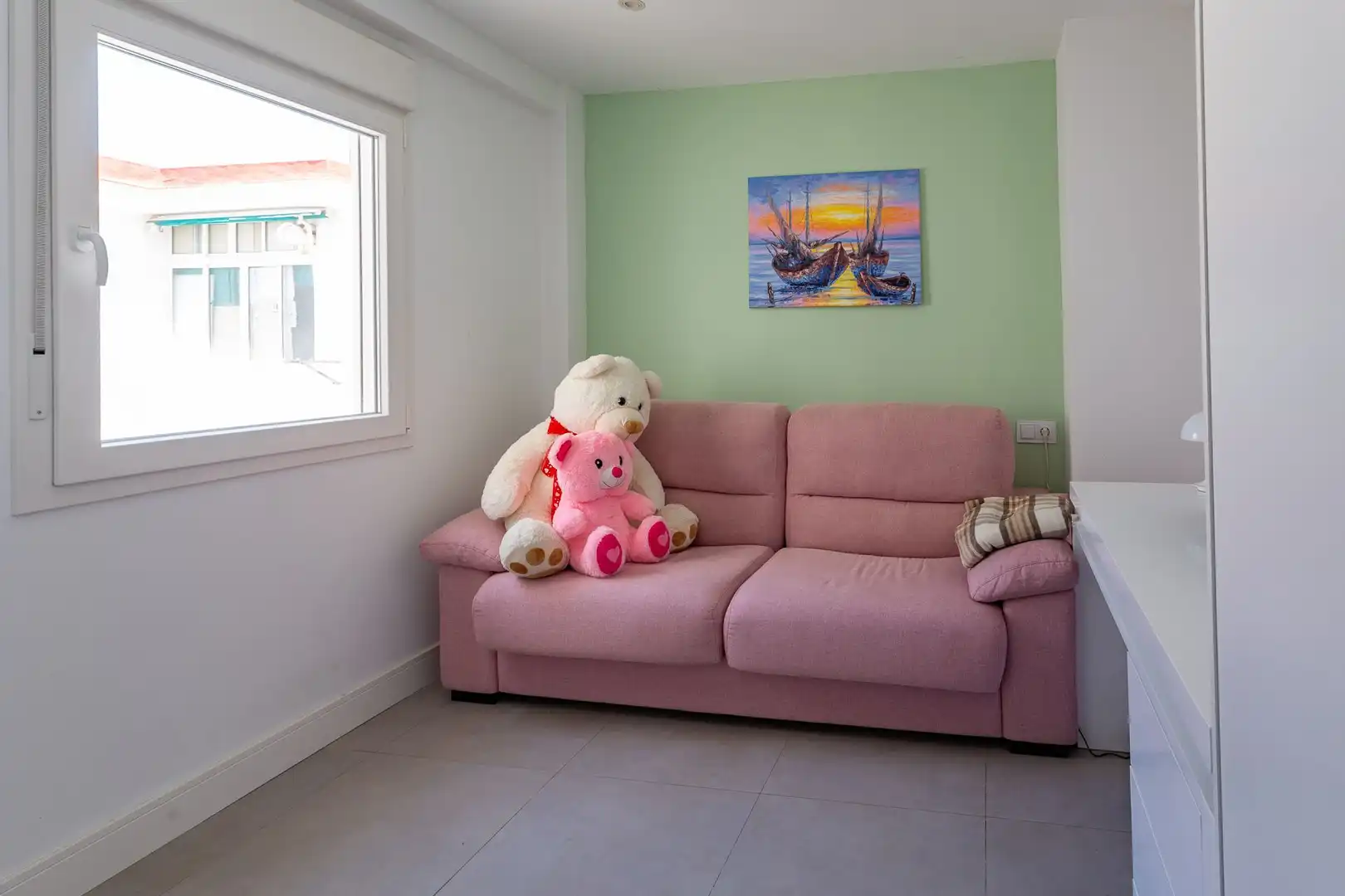 Living room of Flat for sale in Málaga  with Air Conditioner, Terrace and Furnished