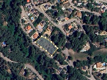 Terreno residenziale in vendita a Carrer de L'Avet 7