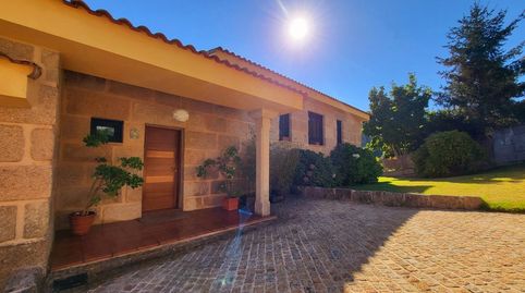 CHALET DE ALTÍSIMAS CALIDADES A 3 KM DE PANXÓN
