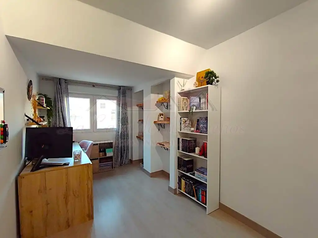 Schlafzimmer von Dachboden zum Verkauf in Elda