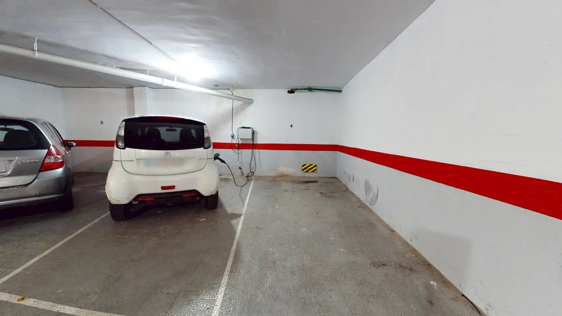 Parking de Piso en venta en Córdoba con Aire acondicionado, Calefacción y Terraza