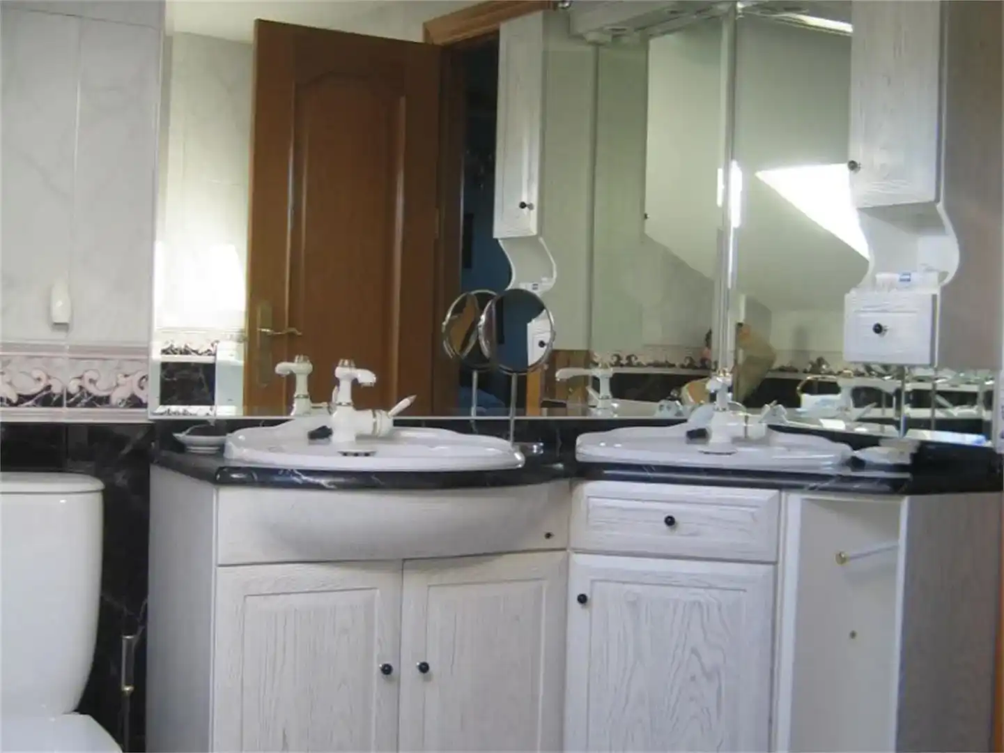 Baño de Casa o chalet en venta en Gradefes con Piscina y Balcón