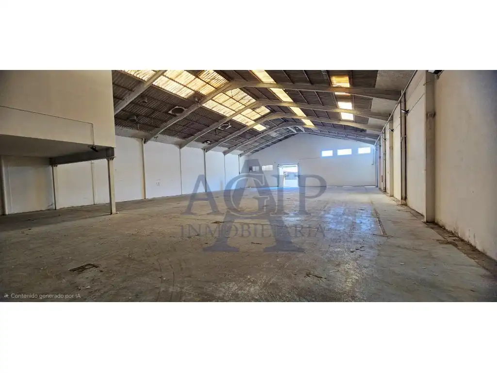 Nave industrial de alquiler en Barberà del Vallès