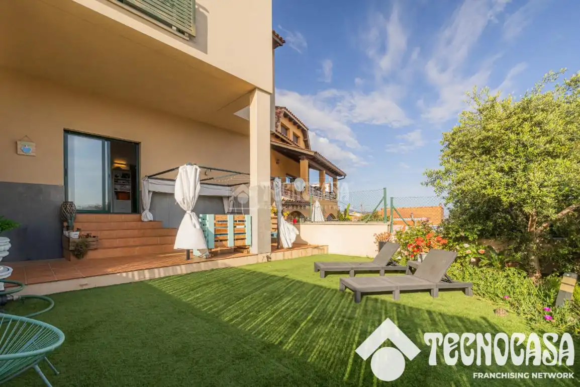 Terrace of Detached homes for sale in Sant Vicenç Dels Horts  with Air Conditioner and Heating