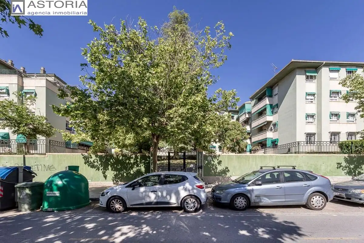 Parking of Flat for sale in Granada  with Heating