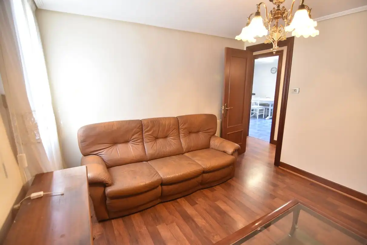 Wohnzimmer von Wohnung zum Verkauf in Bergara mit Heizung, Möbliert und Balkon