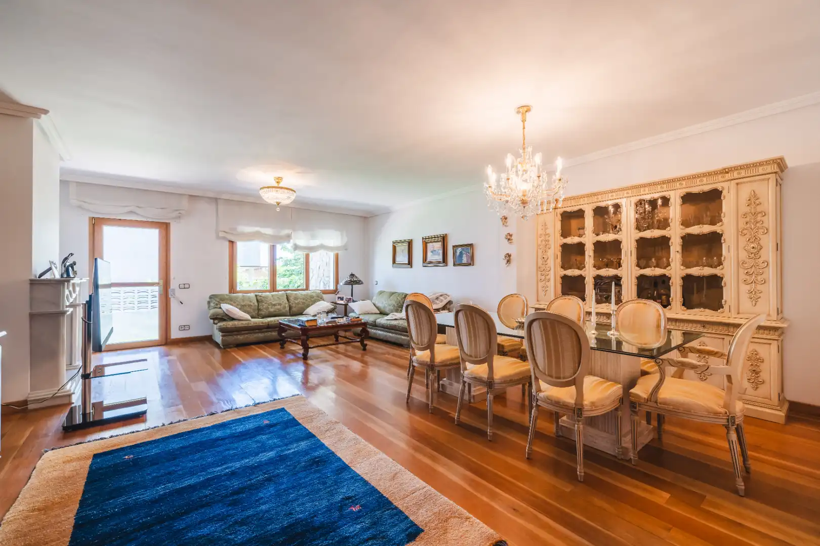 Comedor de Casa o chalet en venta en Las Rozas de Madrid con Aire acondicionado, Calefacción y Jardín privado