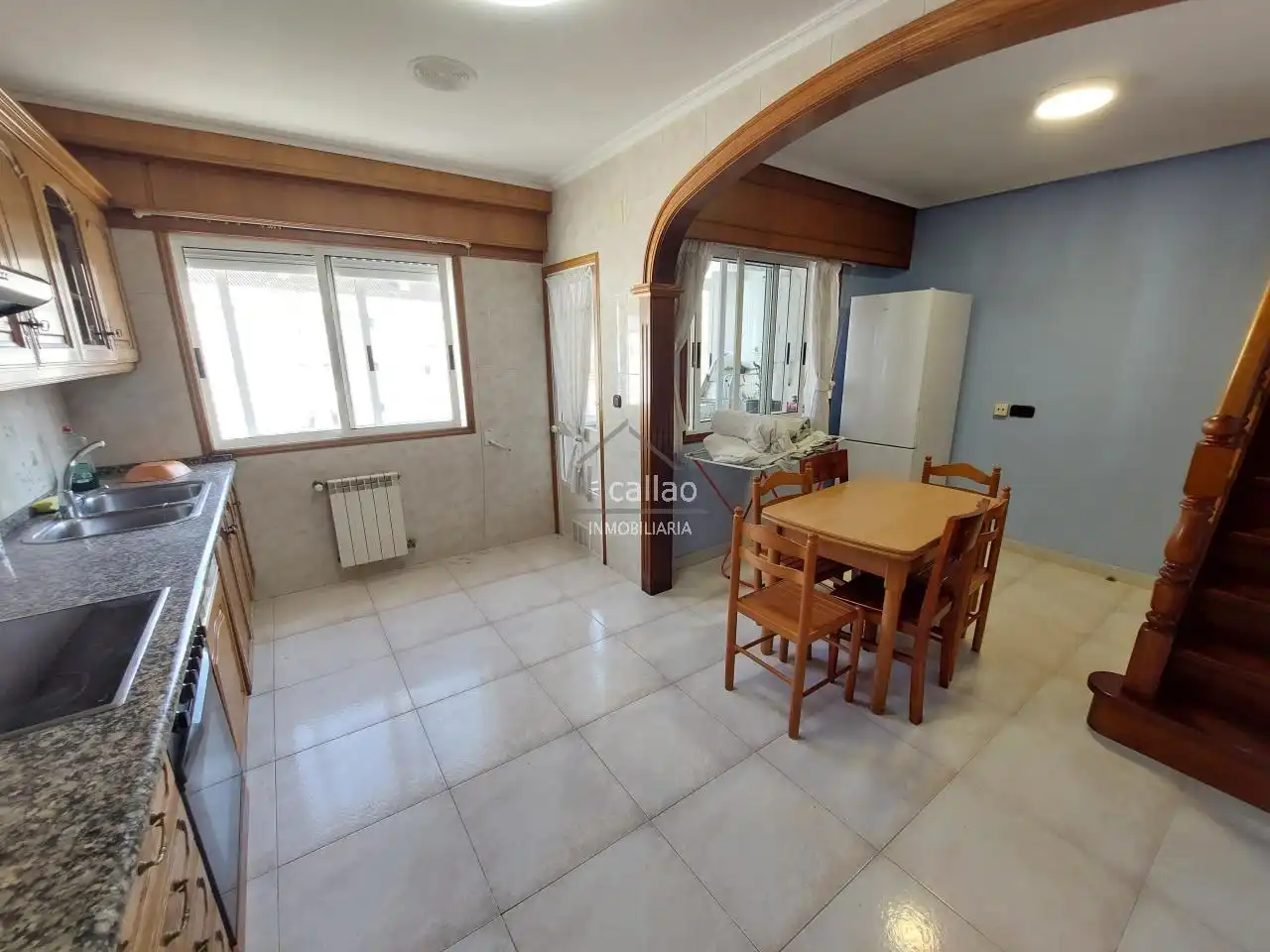 Sala d'estar de Dúplex de lloguer en Ferrol amb Calefacció i Moblat