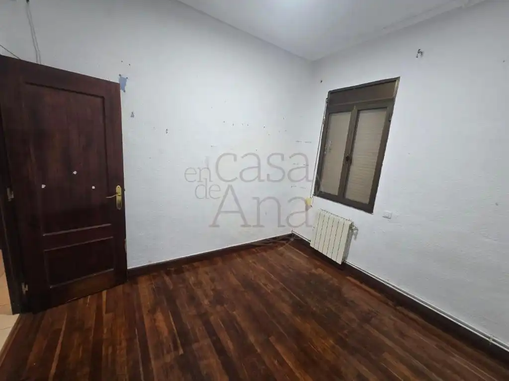 Piso en venta en Basauri  con Calefacción