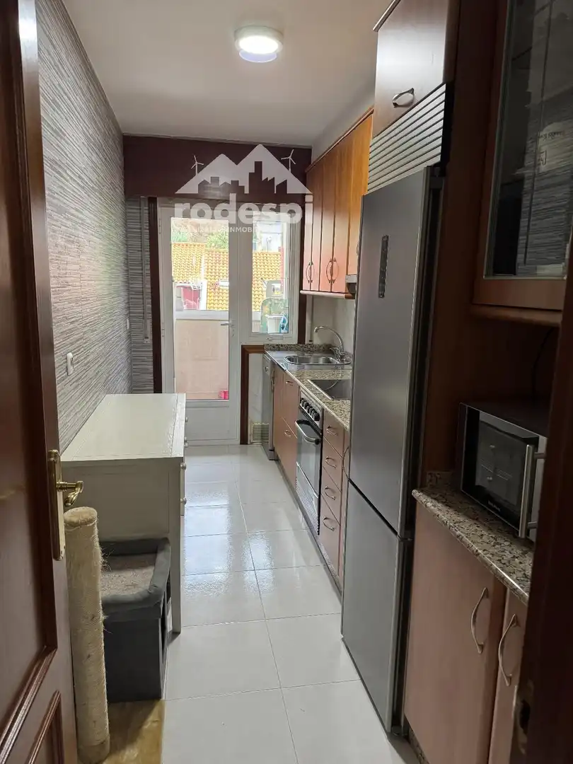Kitchen of Flat for rent in Lavadores