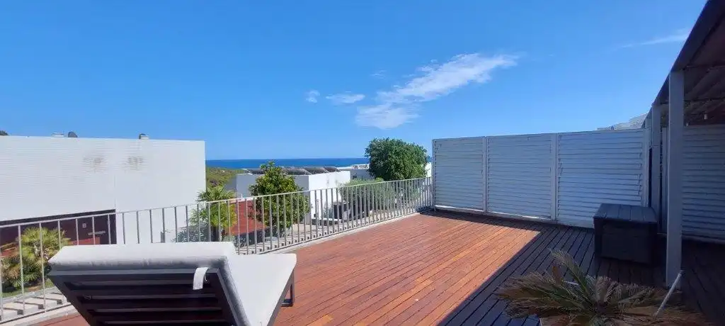 Terrassa de Dúplex en venda en Sant Pere de Ribes amb Aire condicionat, Calefacció i Jardí privat