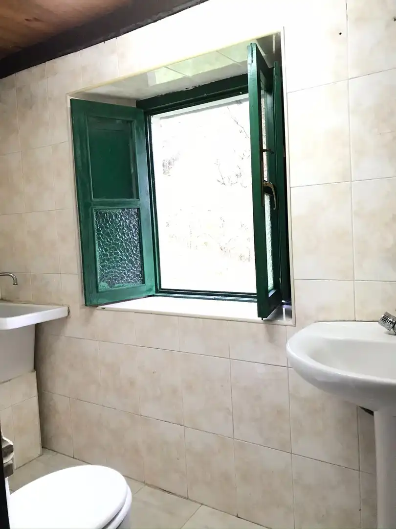 Bany de Casa o xalet en venda en Cangas de Onís amb Jardí privat i Traster