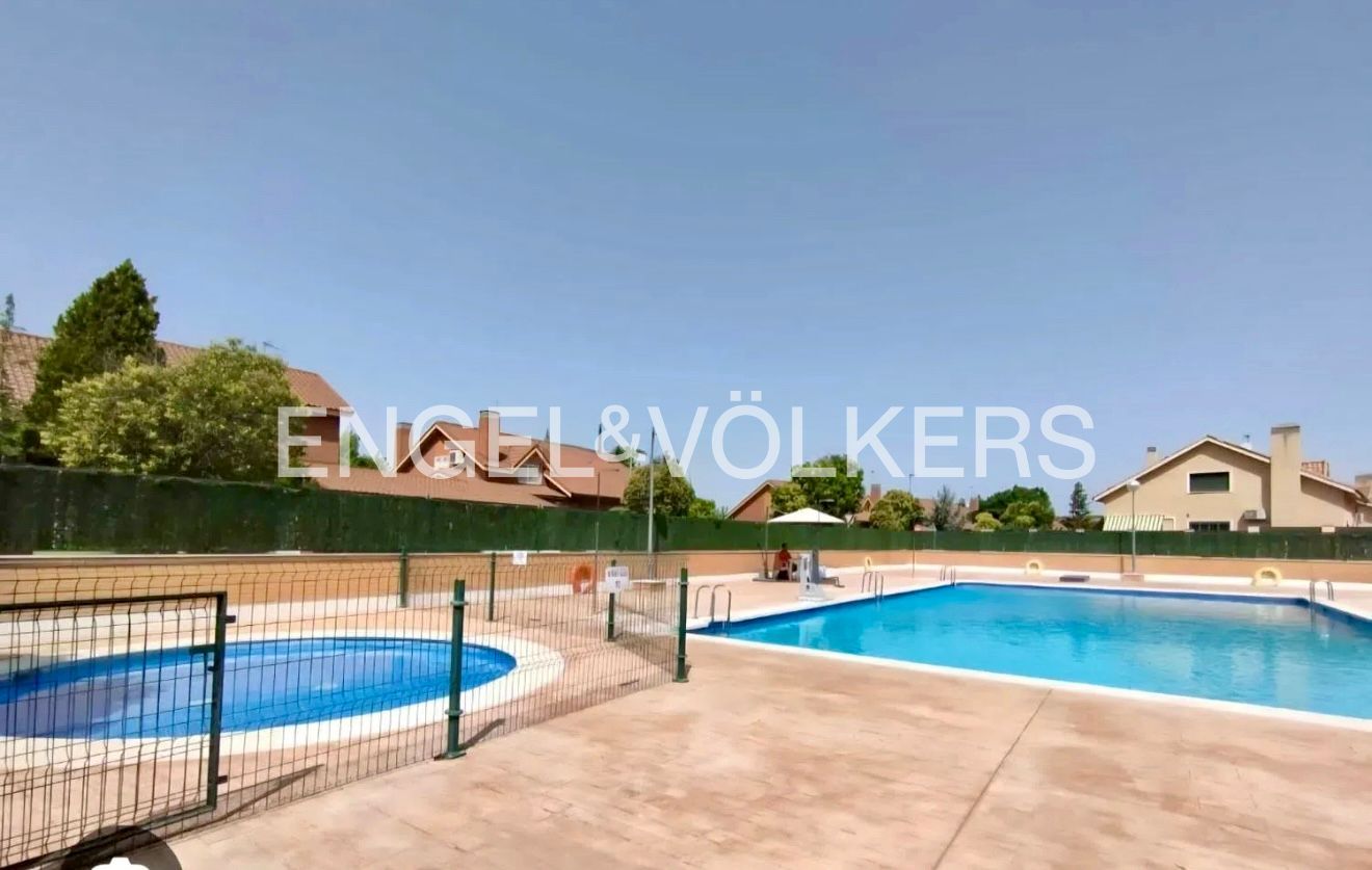 Apartment to rent in Ana Mariscal, Centro