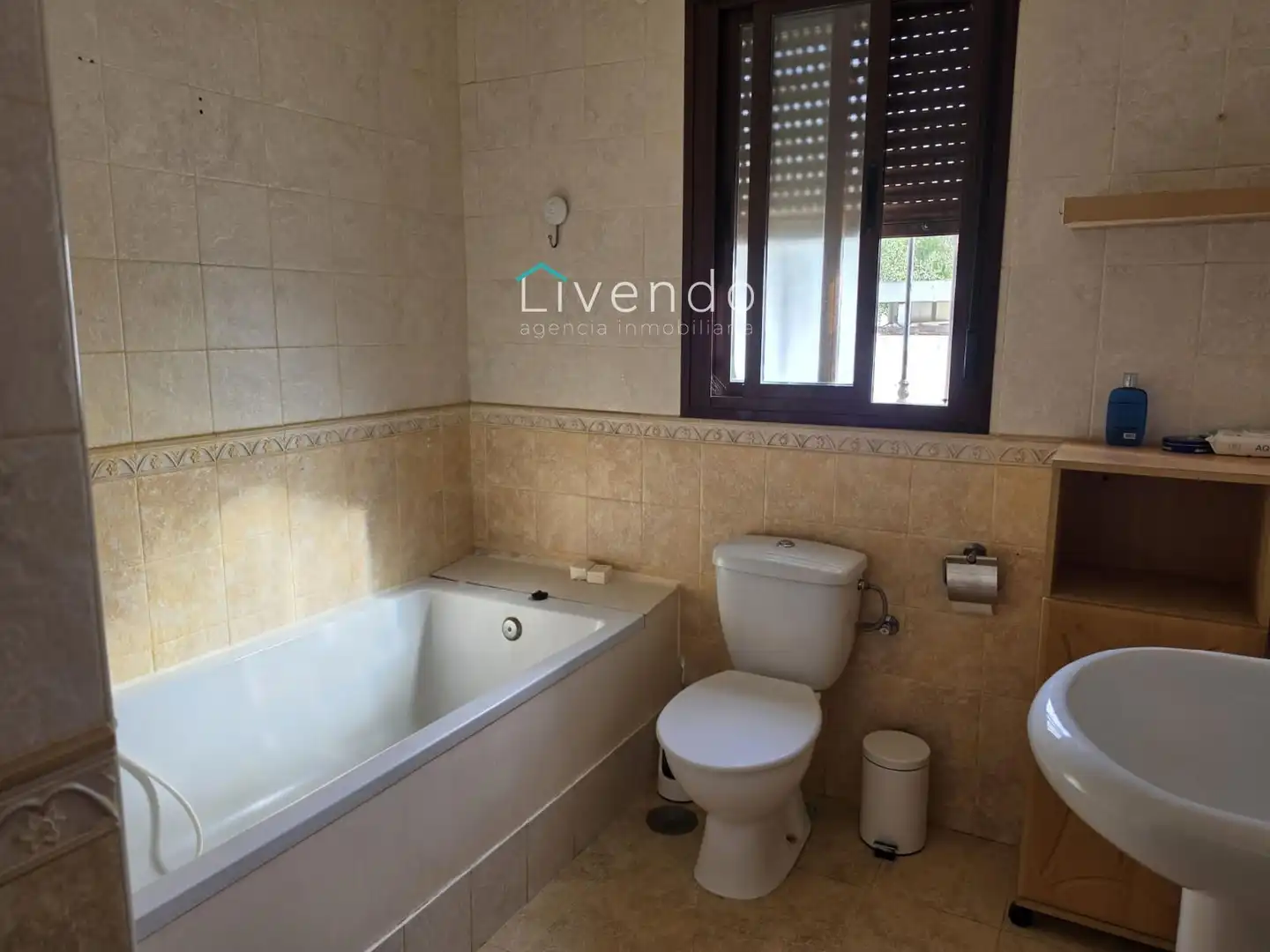 Bany de Casa o xalet en venda en Chiclana de la Frontera amb Aire condicionat, Terrassa i Traster