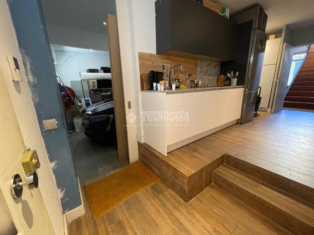 Piso en Venta en Valdeacederas